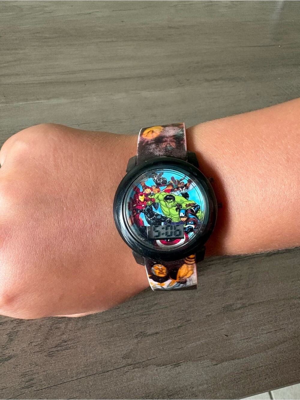 Marvel Avengers Digital Kids Watch Hulk Iron Man Captain America Working